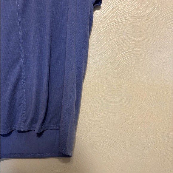 L.L. Bean Blue Asymmetrical Short Sleeve T-Shirt - Picture 7 of 9